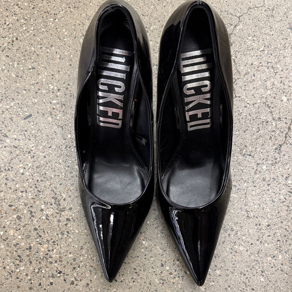 Like New Wicked Elphaba pumps